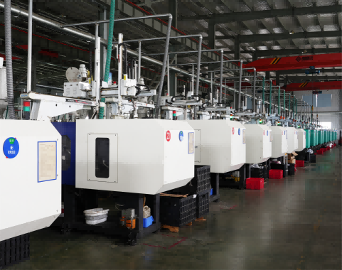 Línea de fabricación de componentes plásticos